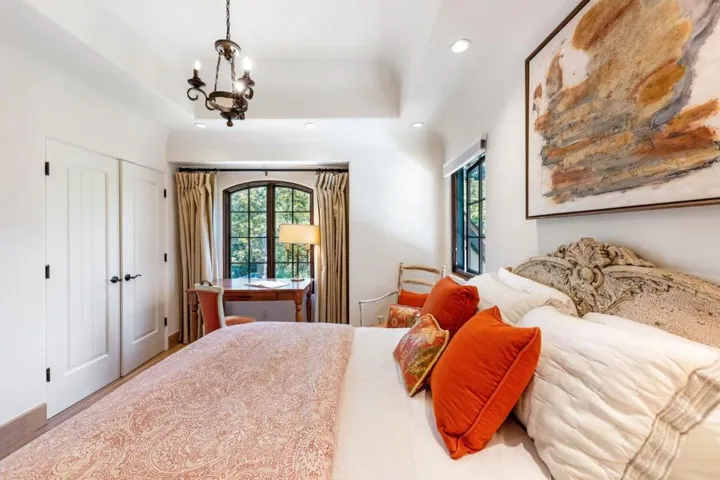 744 College Avenue, Menlo Park, California 94025