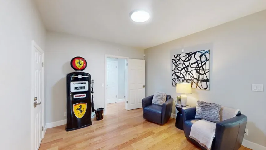 1280 Lincoln Avenue, Palo Alto, California 94301