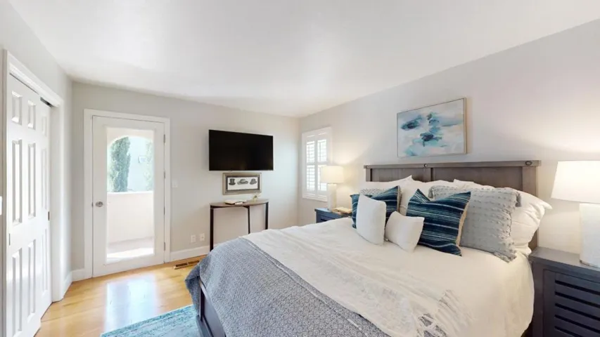 1280 Lincoln Avenue, Palo Alto, California 94301