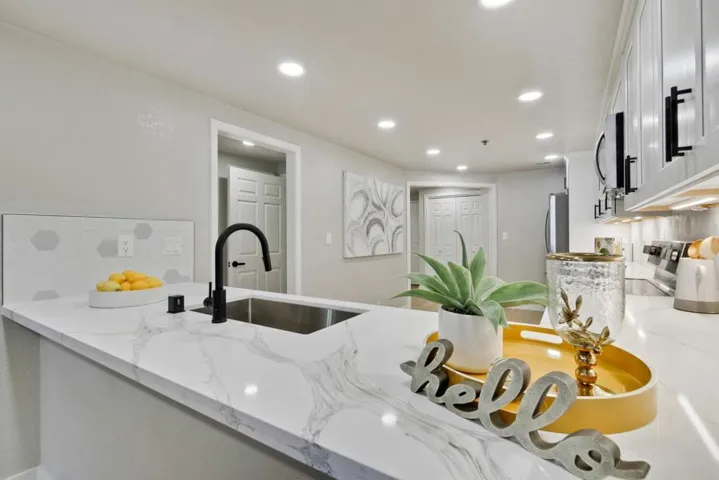 440 Cesano Court 107, Palo Alto, California 94306