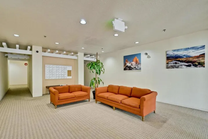440 Cesano Court 107, Palo Alto, California 94306