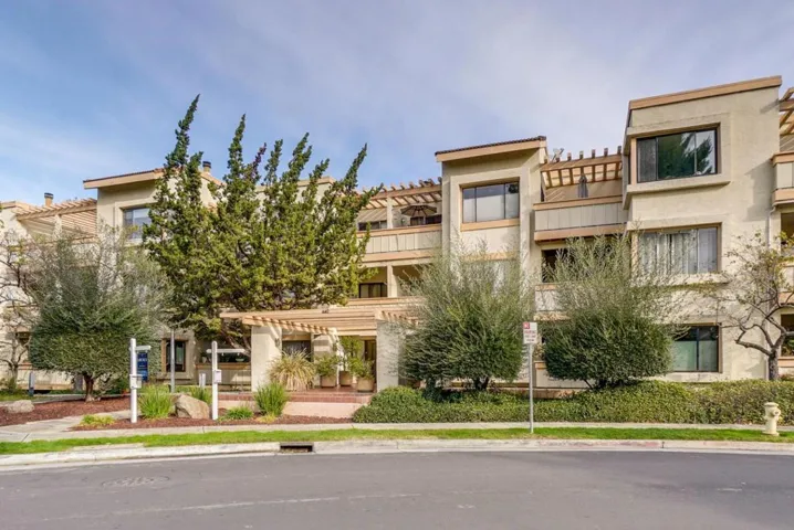 440 Cesano Court 107, Palo Alto, California 94306