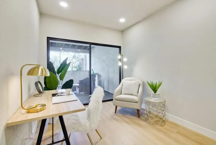 440 Cesano Court 107, Palo Alto, California 94306