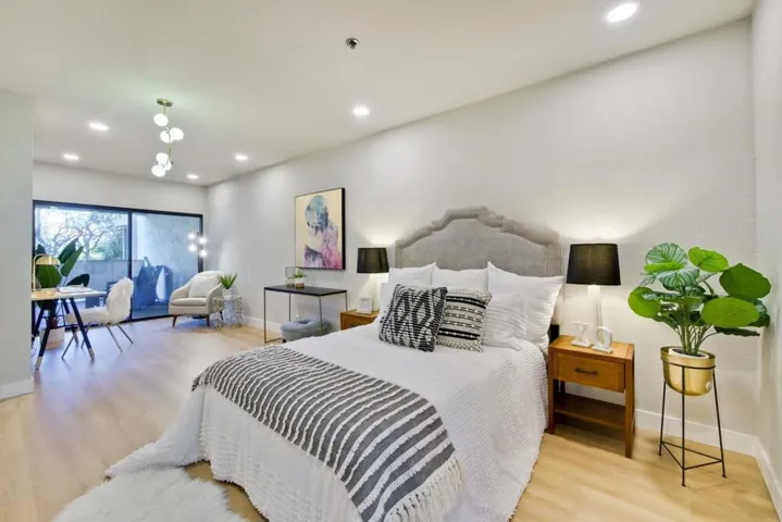 440 Cesano Court 107, Palo Alto, California 94306
