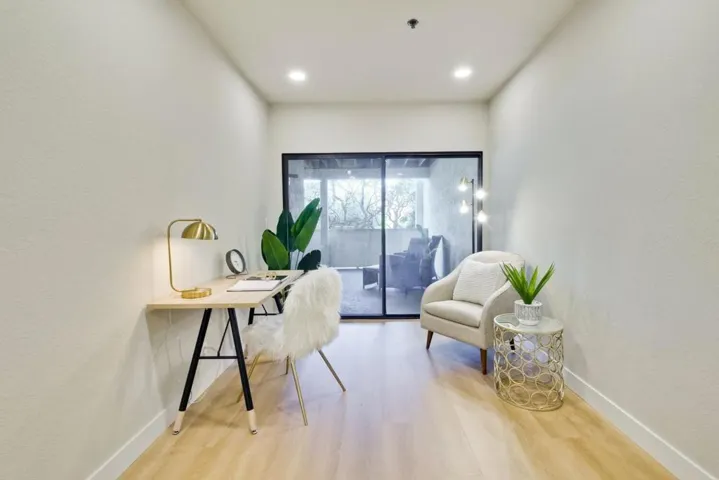 440 Cesano Court 107, Palo Alto, California 94306