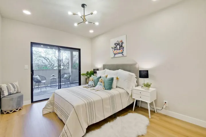 440 Cesano Court 107, Palo Alto, California 94306
