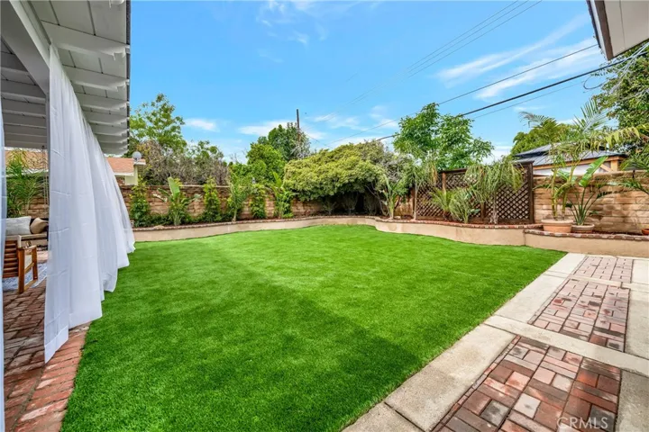 24131 Mobile Street, West Hills, California 91307