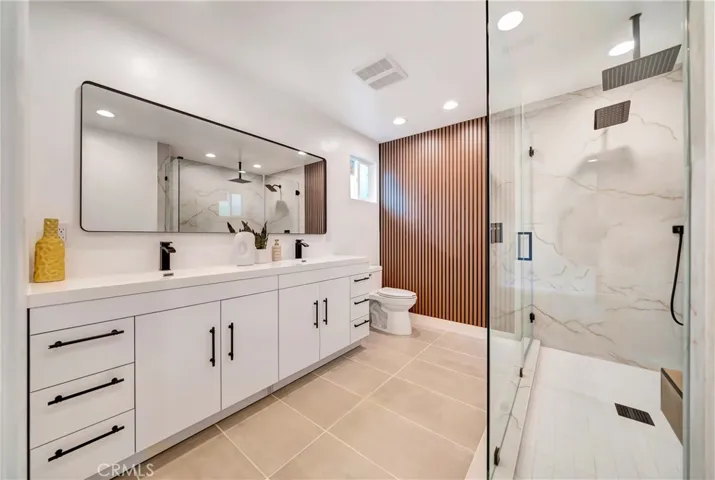 24131 Mobile Street, West Hills, California 91307