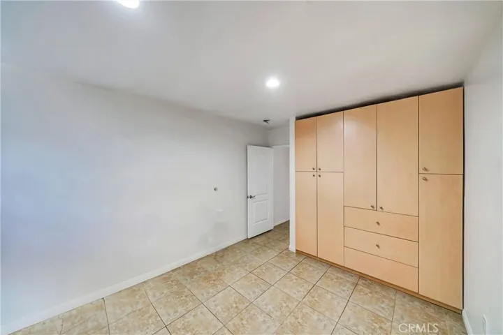 6735 Elmer Avenue 18, North Hollywood, California 91606