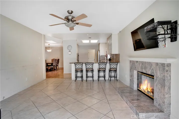 10018 Cozycroft Avenue, Chatsworth, California 91311