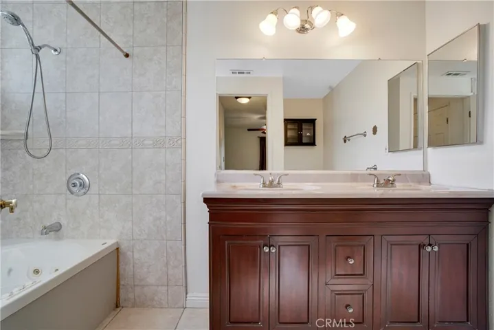 10018 Cozycroft Avenue, Chatsworth, California 91311