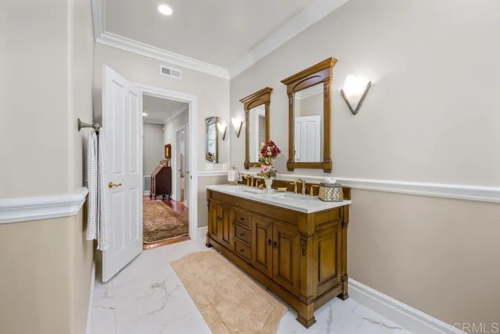 27 Shady Hill Lane, Fallbrook, California 92028