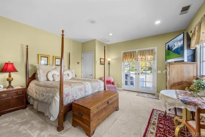 27 Shady Hill Lane, Fallbrook, California 92028