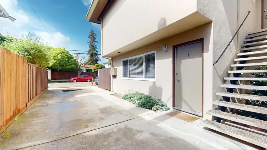 710 N Claremont Street 1, San Mateo, California 94401