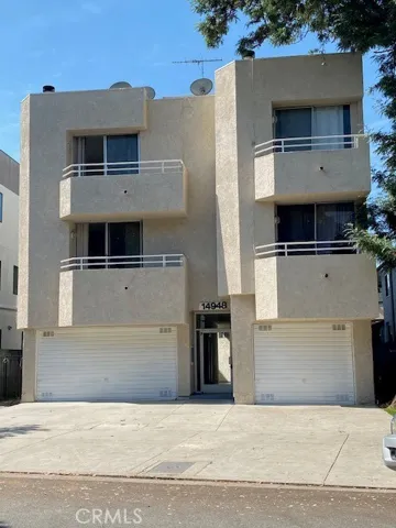 14948 Moorpark Street 101, Sherman Oaks, California 91403