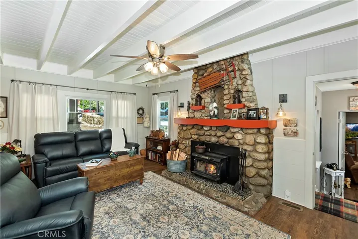 25713 State Highway 189, Twin Peaks, California 92391