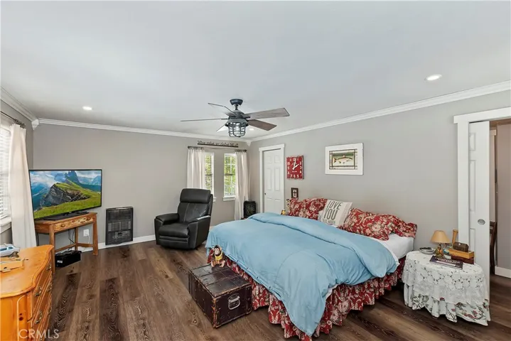 25713 State Highway 189, Twin Peaks, California 92391