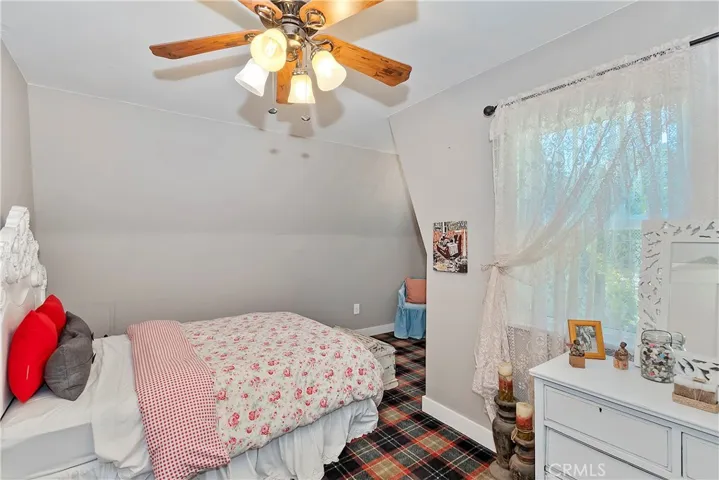 25713 State Highway 189, Twin Peaks, California 92391