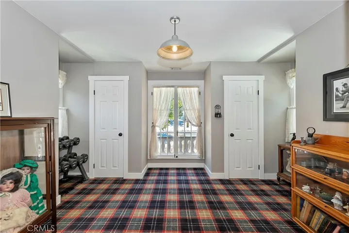 25713 State Highway 189, Twin Peaks, California 92391