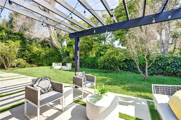 411 26th Street, Santa Monica, California 90402