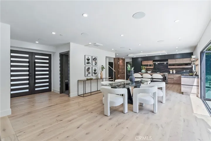 411 26th Street, Santa Monica, California 90402