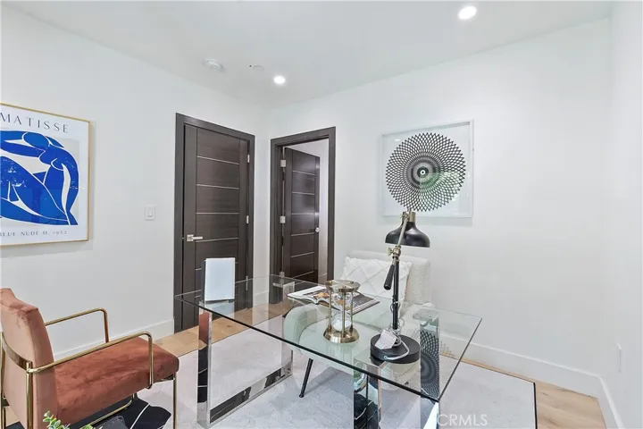 411 26th Street, Santa Monica, California 90402