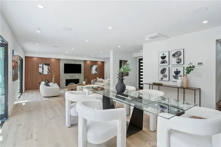 411 26th Street, Santa Monica, California 90402