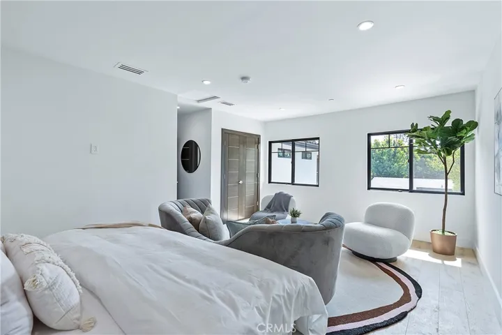 411 26th Street, Santa Monica, California 90402