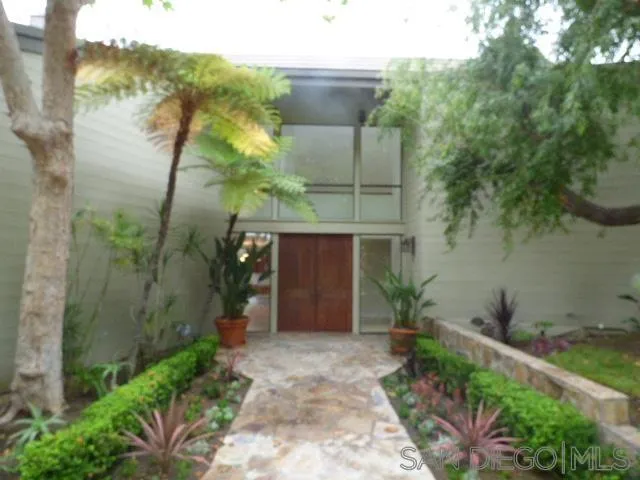 2620 Inyaha Ln, La Jolla, California 92037