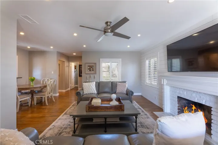 2302 Iroquois Ave., Long Beach, California 90815