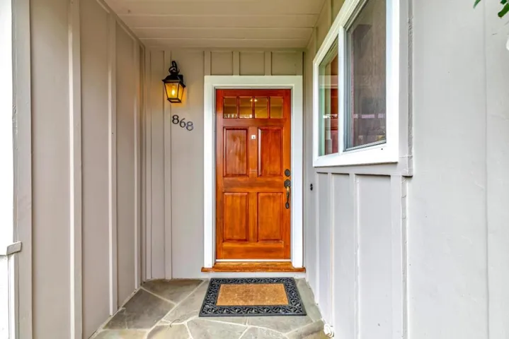 868 Ilima Court, Palo Alto, California 94306