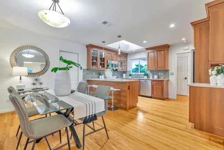 868 Ilima Court, Palo Alto, California 94306