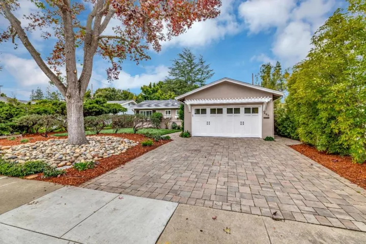 868 Ilima Court, Palo Alto, California 94306