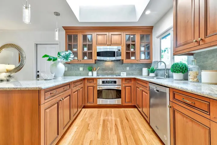 868 Ilima Court, Palo Alto, California 94306