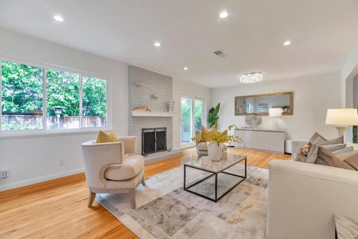 868 Ilima Court, Palo Alto, California 94306