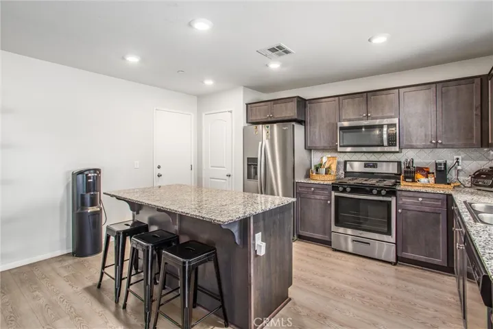 126 Lupine Drive, San Jacinto, California 92583