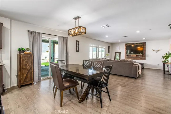 126 Lupine Drive, San Jacinto, California 92583