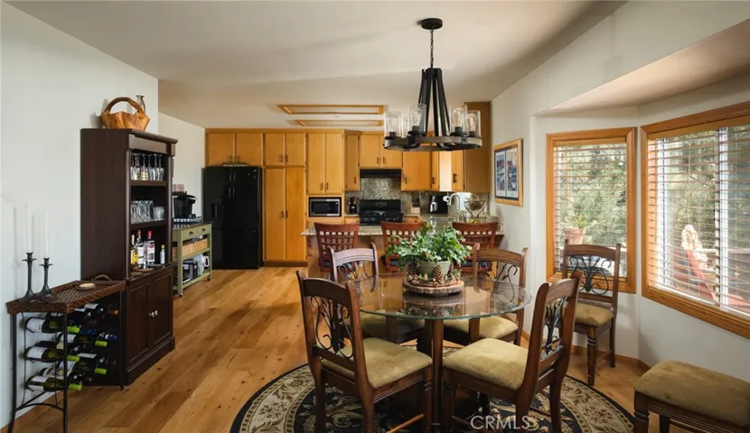 26543 Amador Lane, Lake Arrowhead, California 92352