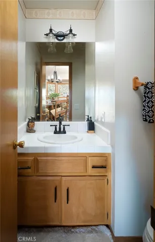 26543 Amador Lane, Lake Arrowhead, California 92352