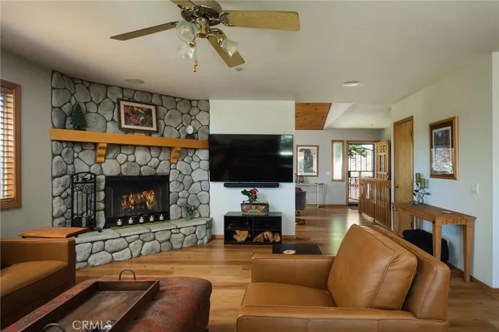 26543 Amador Lane, Lake Arrowhead, California 92352