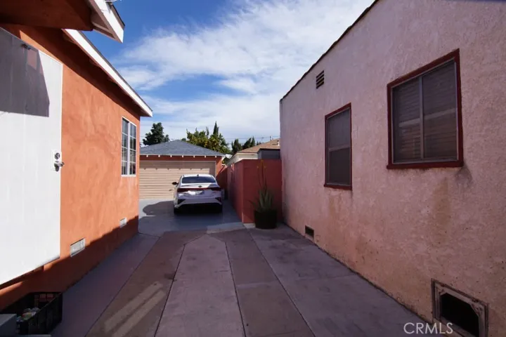 3131 Kansas Avenue, South Gate, California 90280