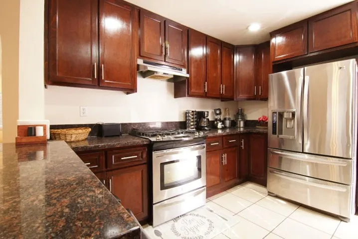 3131 Kansas Avenue, South Gate, California 90280