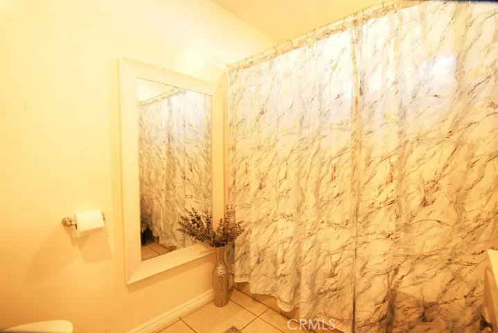 3131 Kansas Avenue, South Gate, California 90280