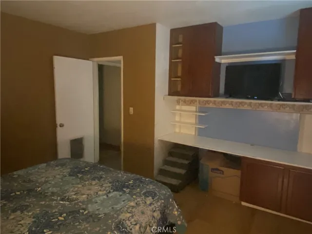 133 W Central Avenue, Hemet, California 92543
