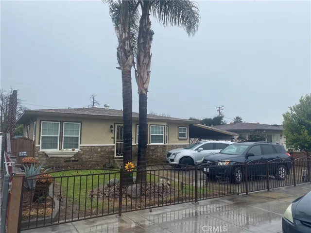 133 W Central Avenue, Hemet, California 92543