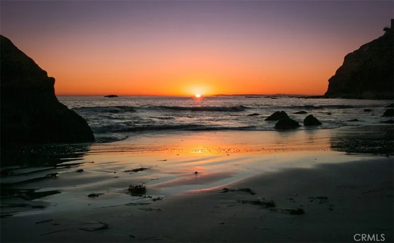 Enjoy sunset strolls along the coast; Salt Creek and Strands beaches are approx 10 miles from this home