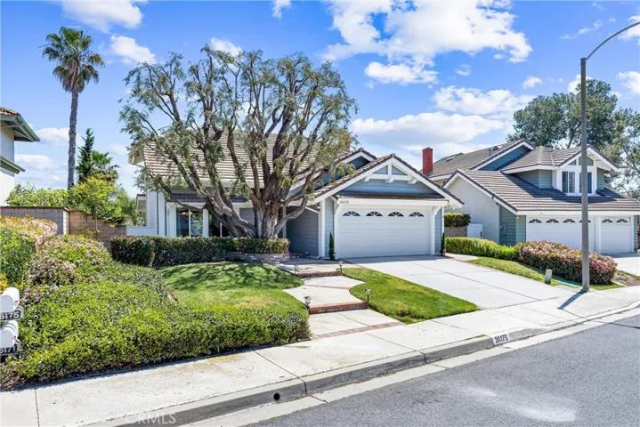 26175 Rio Grande Avenue, Laguna Hills, California 92653