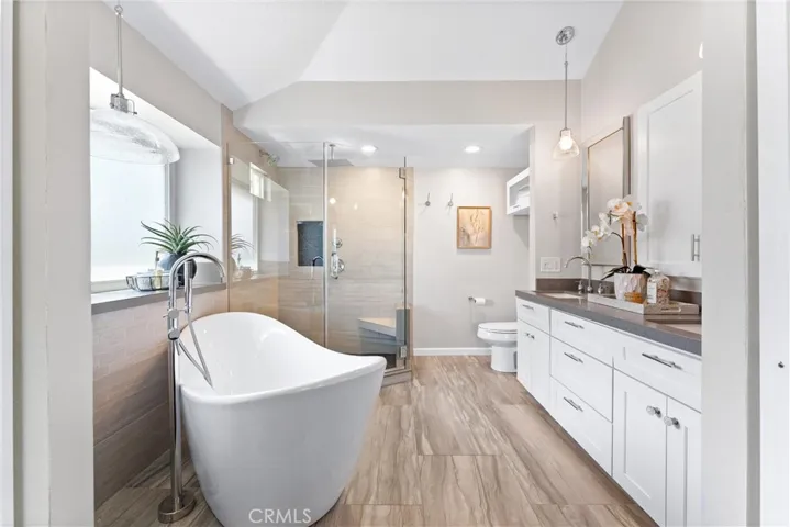 26175 Rio Grande Avenue, Laguna Hills, California 92653