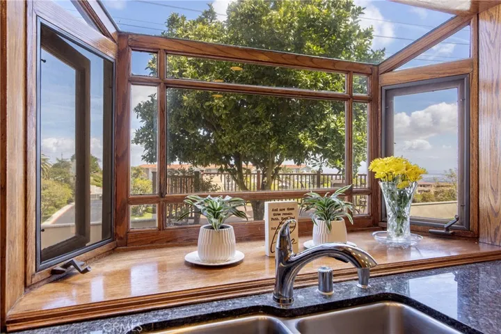 5693 Mistridge Drive, Rancho Palos Verdes, California 90275