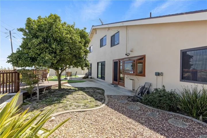 5693 Mistridge Drive, Rancho Palos Verdes, California 90275